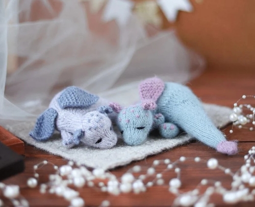 Cute Tiny Dragons Pattern