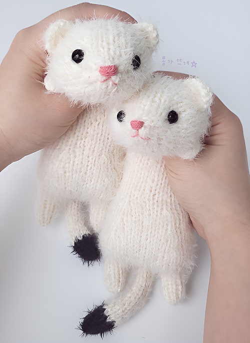 knitted rats toy for kids