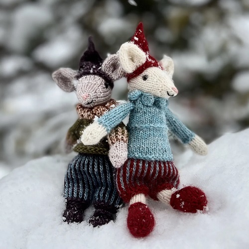 Easy and Cute Knitted Winter Dolls Patterns