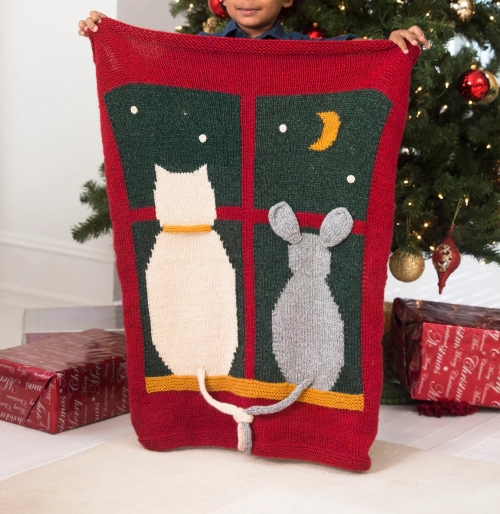 Knitted Cat and Mouse Blanket