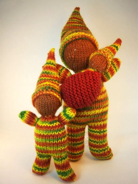 10 Knitted Doll Family Free Patterns ⋆ Bright Stuffs