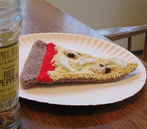 DIY Knitted Pizza Slice