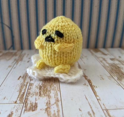 Mini Gudetama Amigurumi