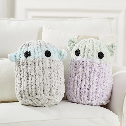 knitted monster-puffs