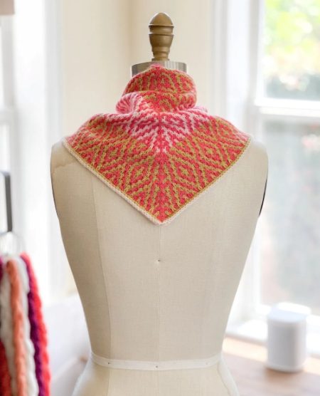 18 Knitted Kerchief Free Patterns ⋆ Bright Stuffs