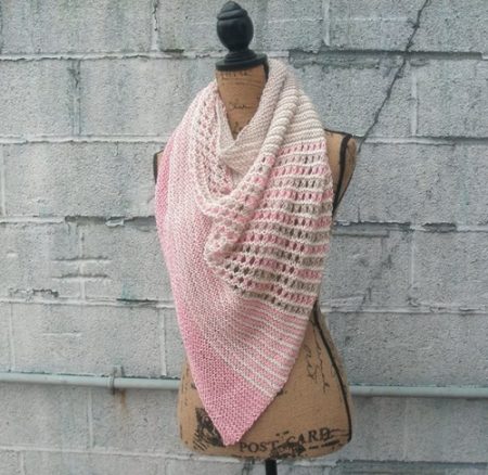 18 Knitted Kerchief Free Patterns ⋆ Bright Stuffs
