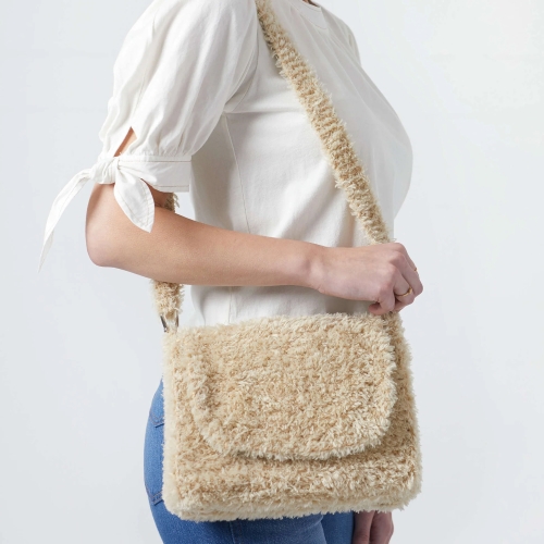 Knit Trendy Furry Bag Pattern