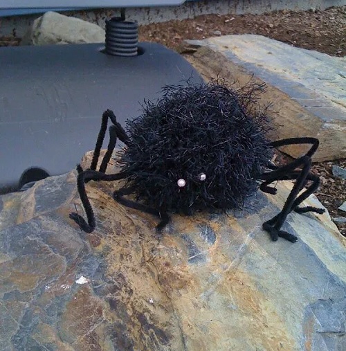 knitted creepy spider