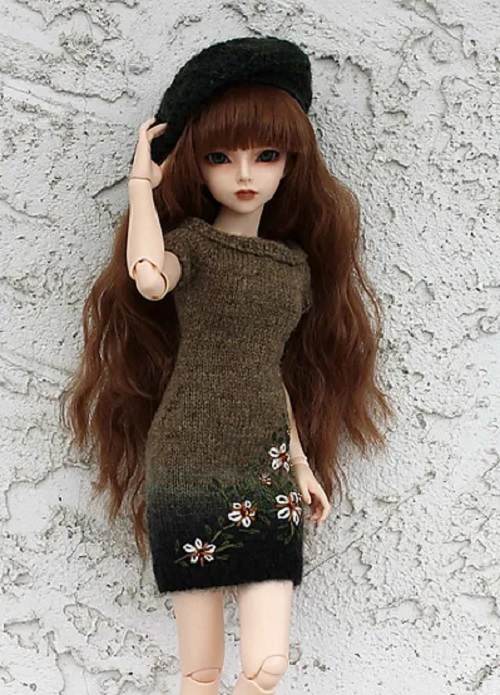 Square Neckline Dress for Tyler or Ellowyne