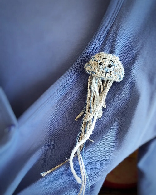 Brooch Free Knitting Pattern 3