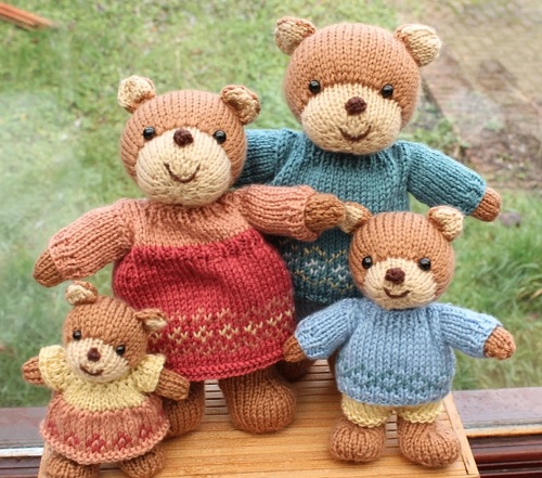 Group of Teddies Free Knitting Patterns 3