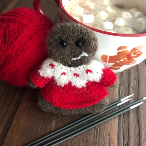 Knit Gingerbread Brooch