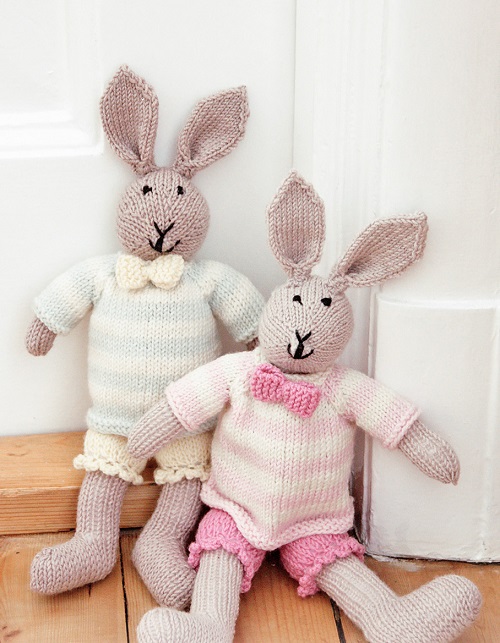 DIY Knitted Group of Rabbits Patterns Ideas 3