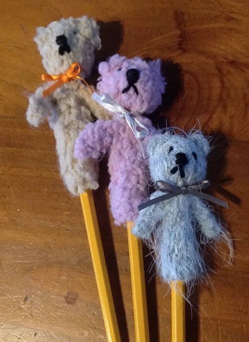 Pencil Friends Bear Topper