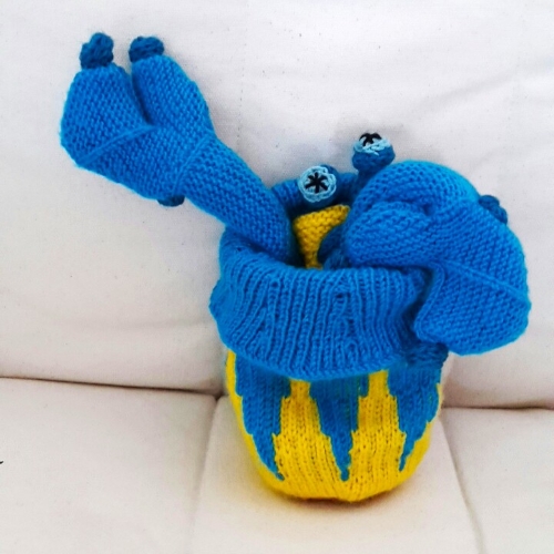 FroggyBug egged crab