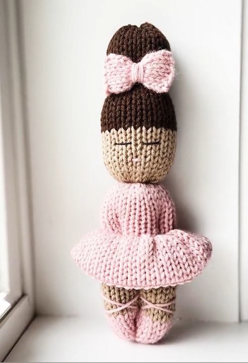 Adorable Ballerina Knit Dolls