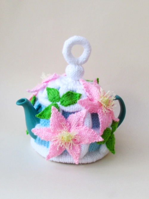 Floral Clematis Birdcage Tea Cosy