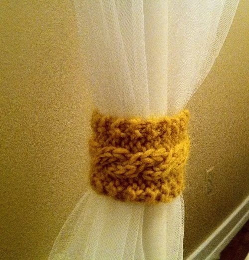 Knitted Curtain Holder Free Patterns 3