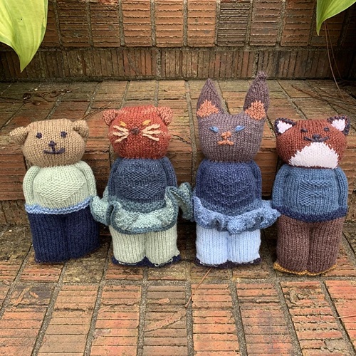 Seamless Knitted Animal Dolls