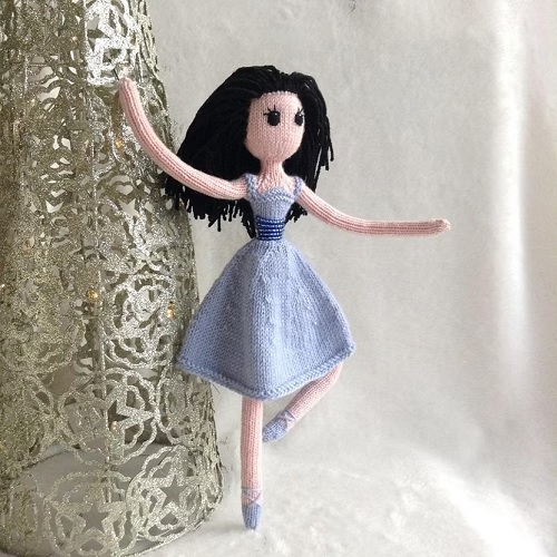 clara the dancing doll