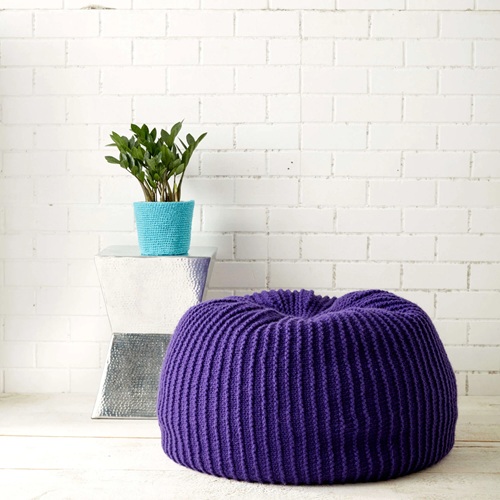 Free Bernat Knit Take Notice Pouf Pattern