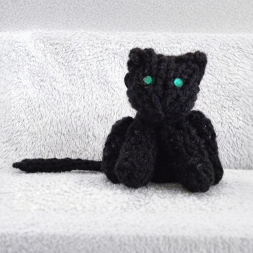 black Loom Knit Cat Free Patterns