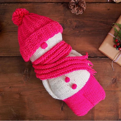 knitted man