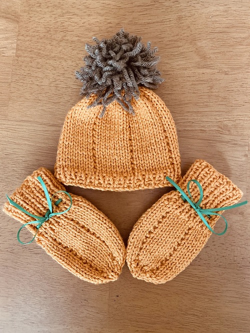 Baby Pumpkin Hat & Mitten Set